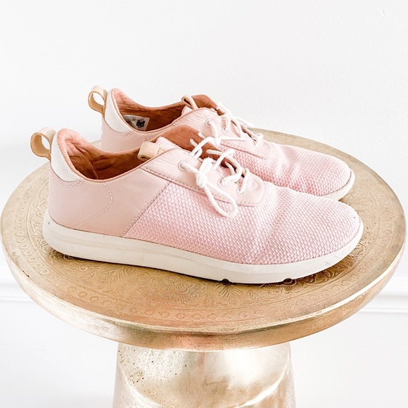 womens white asics trainers